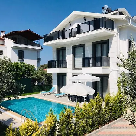 Villa Modern Newly Built 4 Bedroom With Pool And Garden In Central Hisaronu Fethiye