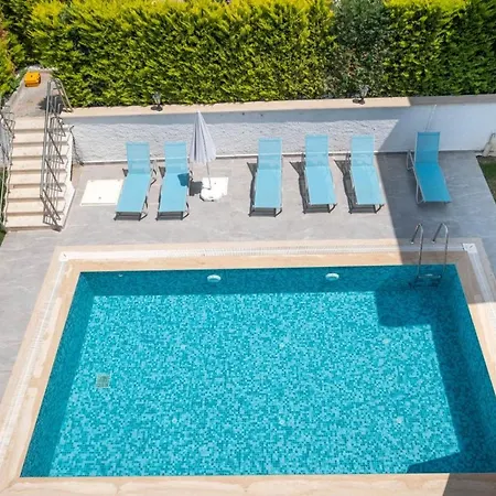 Villa Modern Newly Built 4 Bedroom With Pool And Garden In Central Hisaronu