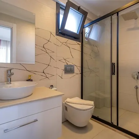 Modern Newly Built 4 Bedroom With Pool And Garden In Central Hisaronu * Fethiye