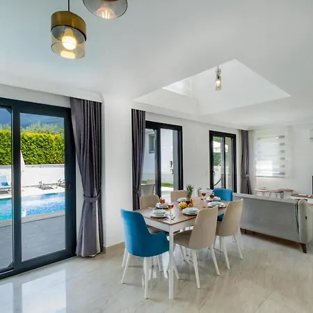 Modern Newly Built 4 Bedroom With Pool And Garden In Central Hisaronu Fethiye